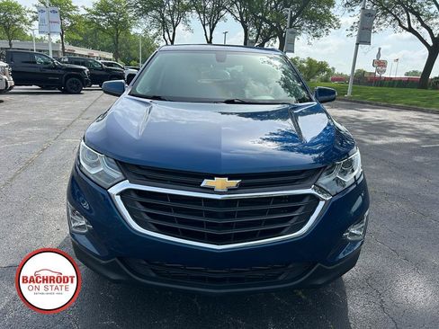 Used 2019 Chevrolet Equinox LT FWD image 2