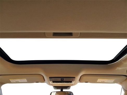 New 2025 Nissan Sentra SV w/ SV Premium Package image 14