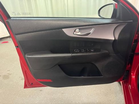 Used 2024 Kia Forte LXS w/ LXS Technology Package image 12