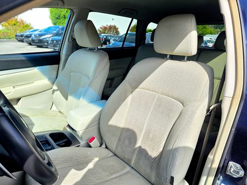 Used 2012 Subaru Outback 2.5i Premium w/ All-Weather Pkg AWD/4WD image 46