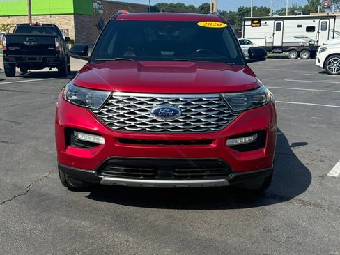 Used 2020 Ford Explorer Platinum w/ Premium Technology Package AWD/4WD image 3
