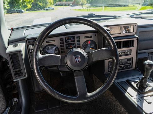 Used 1986 Pontiac Fiero GT image 33