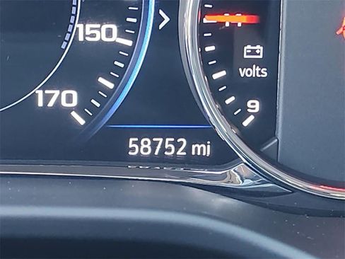 Used 2023 GMC Acadia AT4 w/ Technology Package image 13