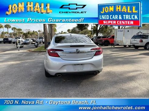 Used 2017 Buick Regal Sport Touring image 9