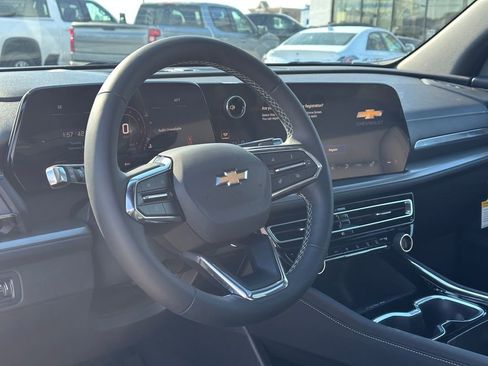 New 2026 Chevrolet Traverse LT w/ Sun and Wheel Package image 24