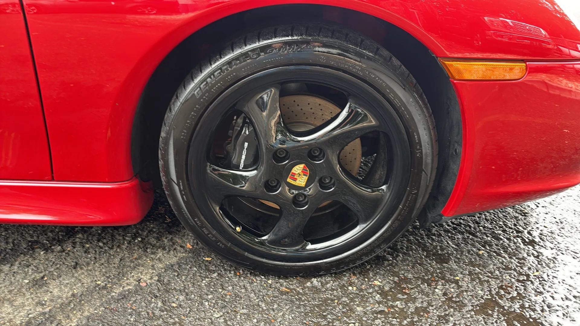 Used 2003 Porsche 911 Carrera 4 AWD/4WD image 24