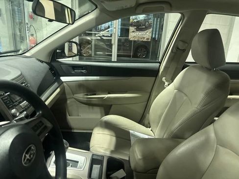 Used 2014 Subaru Legacy 2.5i AWD/4WD image 4