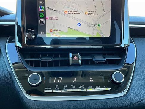 Used 2023 Toyota Corolla LE image 31