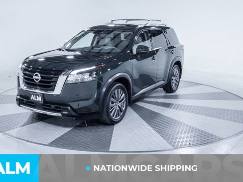 Used 2024 Nissan Pathfinder SL w/ SL Premium Package FWD image 2
