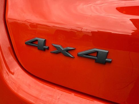 Used 2018 Jeep Compass Trailhawk w/ Safe & Security Group image 4