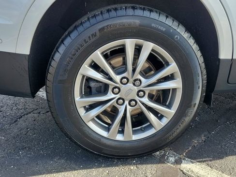 Used 2022 Cadillac XT5 Premium Luxury w/ Technology Package image 7