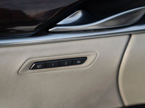 Used 2013 Cadillac XTS Platinum w/ Driver Assist Package image 19