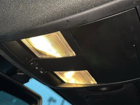 Used 2020 Dodge Challenger R/T w/ Plus Package image 21