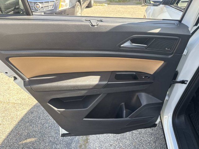Used 2020 Volkswagen Atlas Cross Sport SEL Premium R-Line AWD/4WD image 20