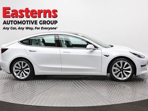 Used 2019 Tesla Model 3 Long Range AWD/4WD image 4
