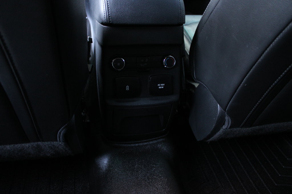 Used 2016 Ford Explorer Limited w/ Equipment Group 301A FWD image 27