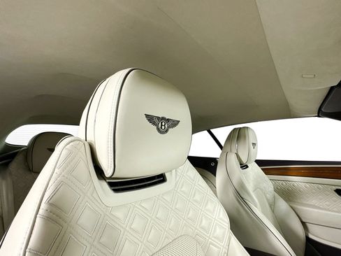 Certified 2022 Bentley Continental GT AWD/4WD image 21
