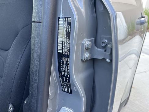 Used 2021 Jeep Renegade Latitude w/ Sun & Sound Group image 23