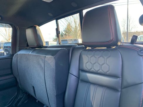 Used 2023 Nissan Frontier PRO-4X w/ Pro-4X Premium Package image 30