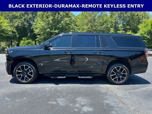 Used 2024 Chevrolet Suburban RST w/ Luxury Package RWD image 11