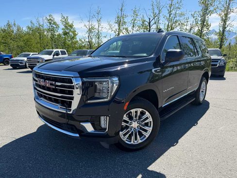 Certified 2023 GMC Yukon SLT AWD/4WD image 1