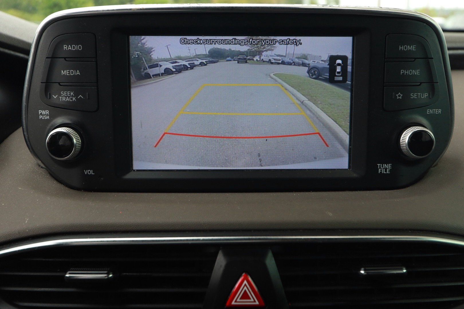 Used 2020 Hyundai Santa Fe SE FWD image 15