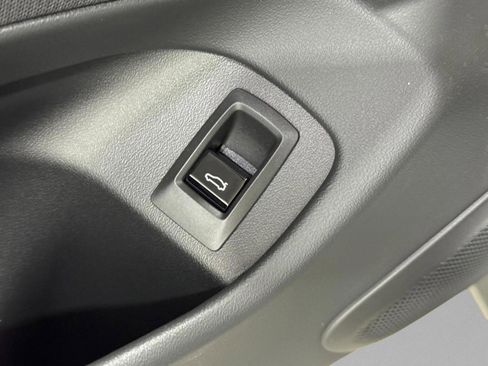 New 2026 BMW i5 eDrive40 w/ M Sport Package image 26