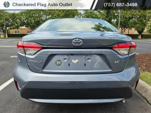 Used 2020 Toyota Corolla LE FWD image 5