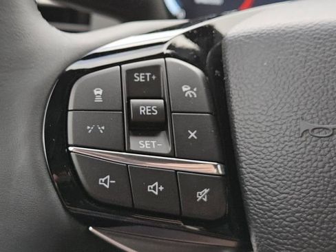 New 2026 Ford Explorer Platinum image 19