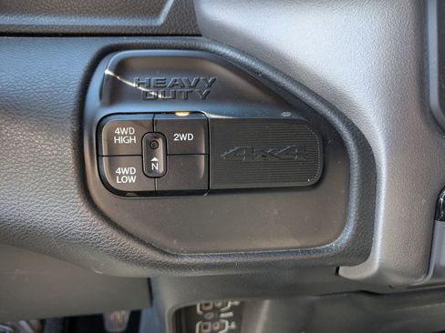 Used 2022 RAM 2500 Big Horn AWD/4WD image 21
