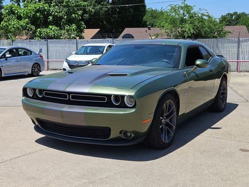 Used 2023 Dodge Challenger R/T Scat Pack RWD image 3