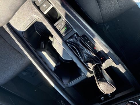 Used 2023 Honda Accord EX image 18