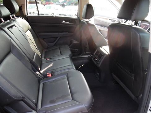 Used 2019 Volkswagen Atlas SEL FWD image 24