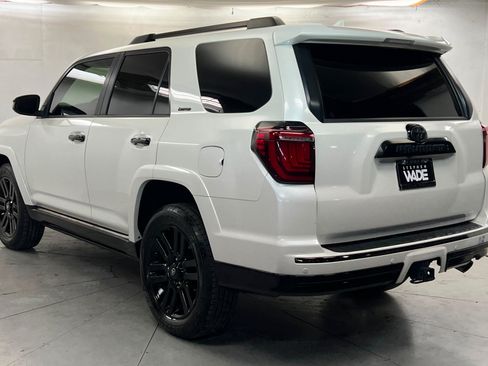 Used 2020 Toyota 4Runner Limited AWD/4WD image 3
