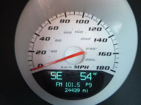 Used 2010 Dodge Challenger SRT8 w/ SRT Option Group II RWD image 12