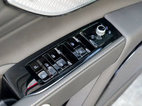 Used 2025 Maserati Grecale GT AWD/4WD image 19
