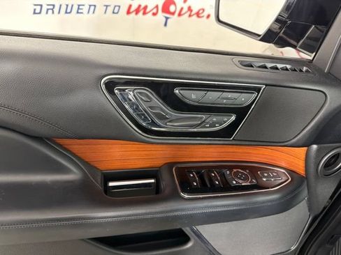 Used 2018 Lincoln Navigator L Reserve w/ Technology Package AWD/4WD image 29