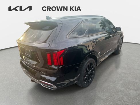 Certified 2022 Kia Sorento SX FWD image 5