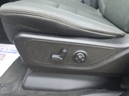 Used 2020 RAM 1500 Big Horn AWD/4WD image 13