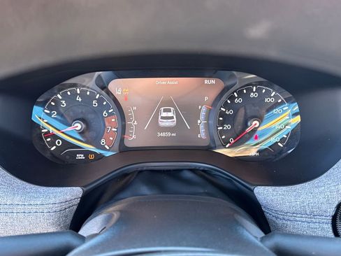 Used 2023 Jeep Compass Sport image 19