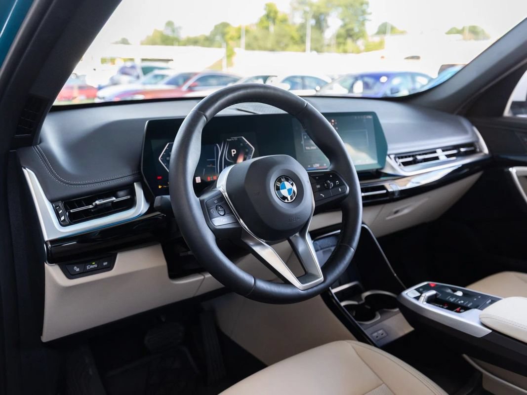 Used 2023 BMW X1 xDrive28i w/ Convenience Package AWD/4WD image 19