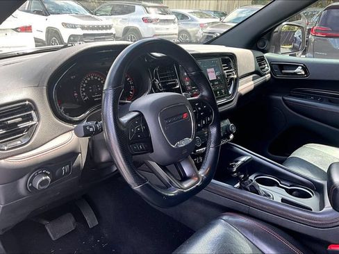 Used 2024 Dodge Durango GT RWD image 17