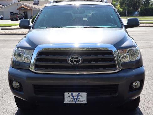 Used 2012 Toyota Sequoia SR5 w/ Premium Pkg AWD/4WD image 12