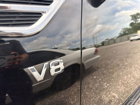Used 2021 Nissan Armada SV AWD/4WD image 14