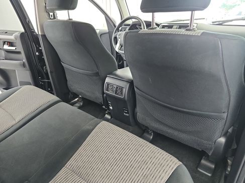 Used 2017 Toyota 4Runner SR5 RWD image 11