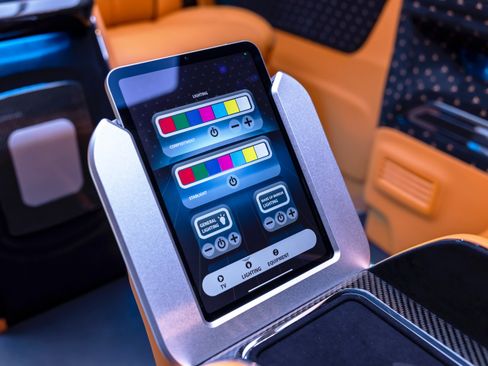 Used 2022 Mercedes-Benz Metris Passenger image 65