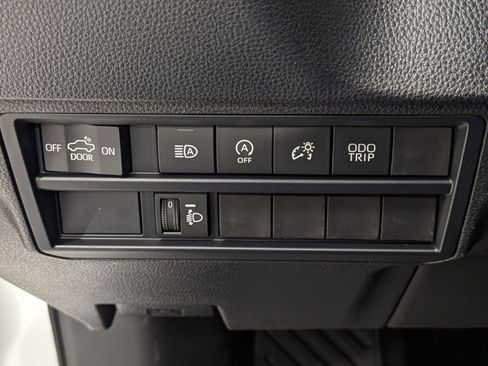 New 2026 Toyota Tundra SR image 13