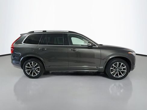 Used 2018 Volvo XC90 T6 Momentum w/ Convenience Package AWD/4WD image 8