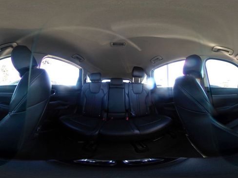 Used 2024 Kia Sorento S image 45