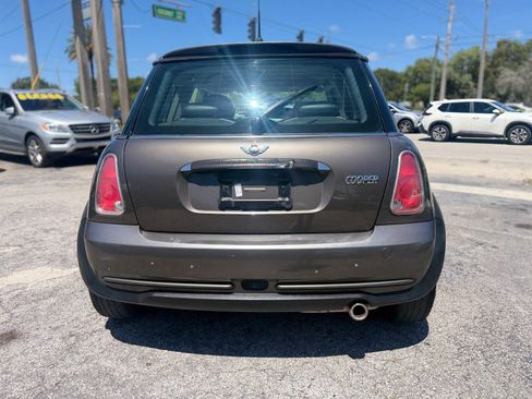 Used 2006 MINI Cooper Hardtop FWD image 4
